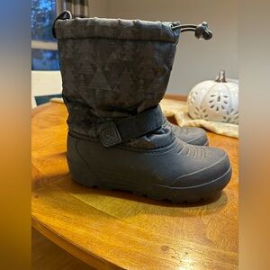 Boys winter boots